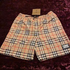 Burberry short
